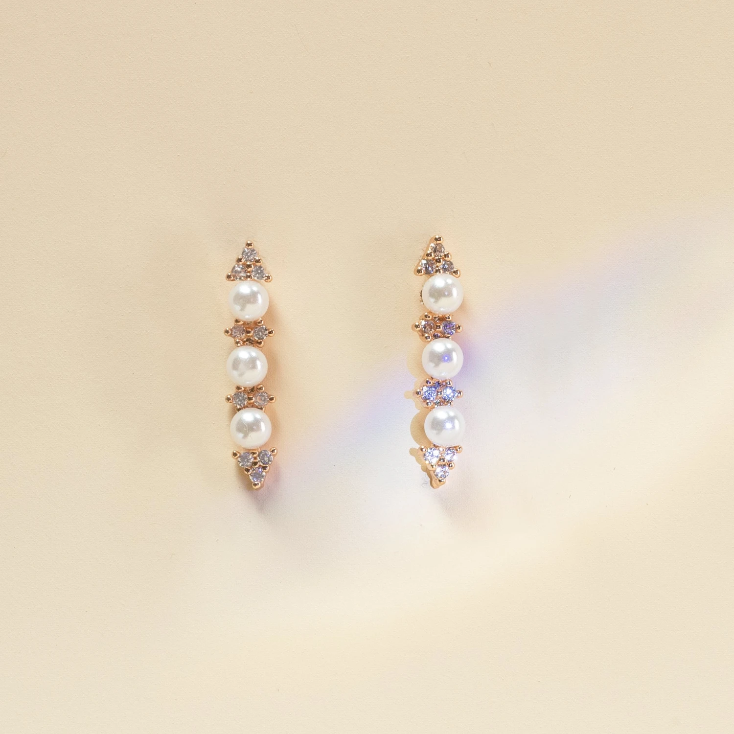 Santa Maria Pearl And Crystal Earrings 3 Santa Maria Pearl And Crystal Earrings