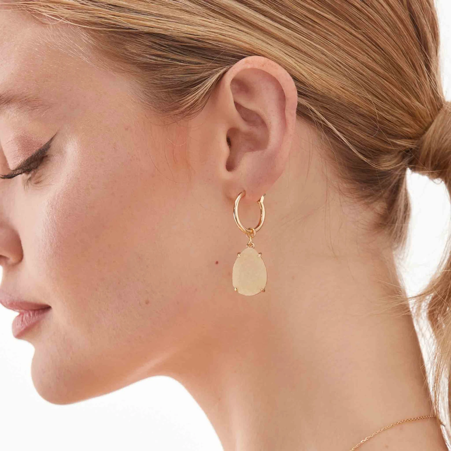 Hendrix Teardrop Earrings - Champagne 6 Hendrix Teardrop Earrings - Champagne - Image 4